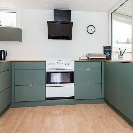 Holiday home 6 Person In Glesborg