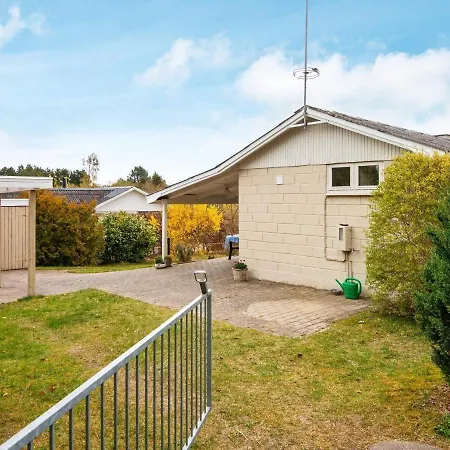 6 Person In Holiday home Glesborg